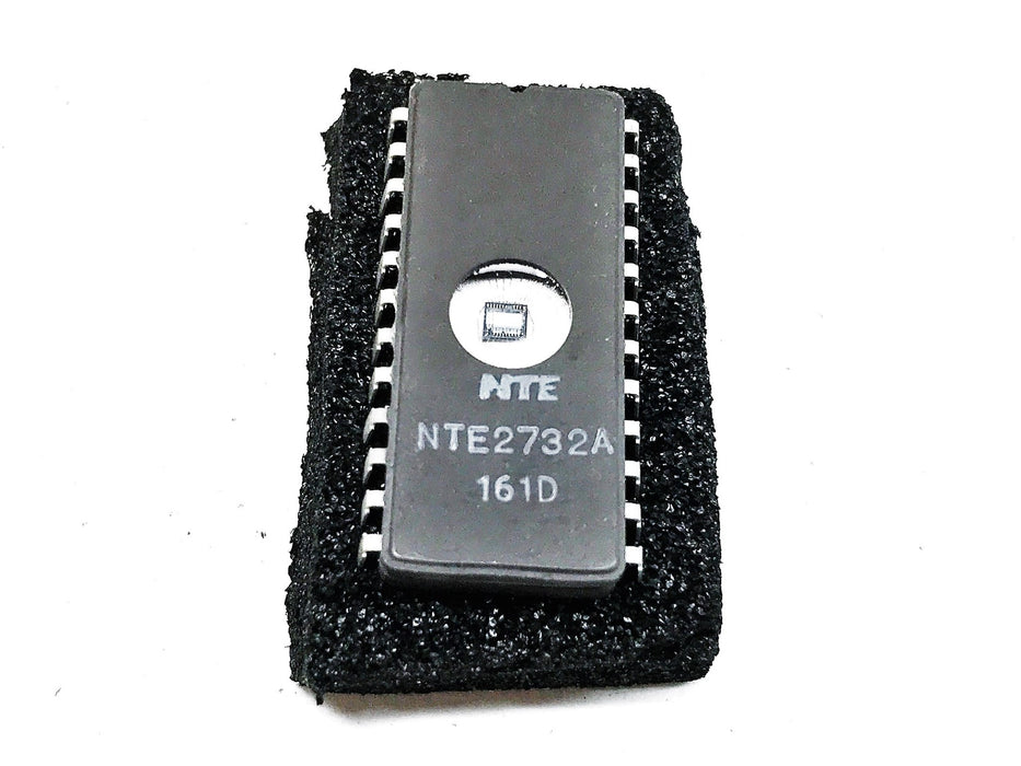 NTE Integrated Circuit, NMOS, 32K EPROM, UV, 200ns, NTE2732A NOS