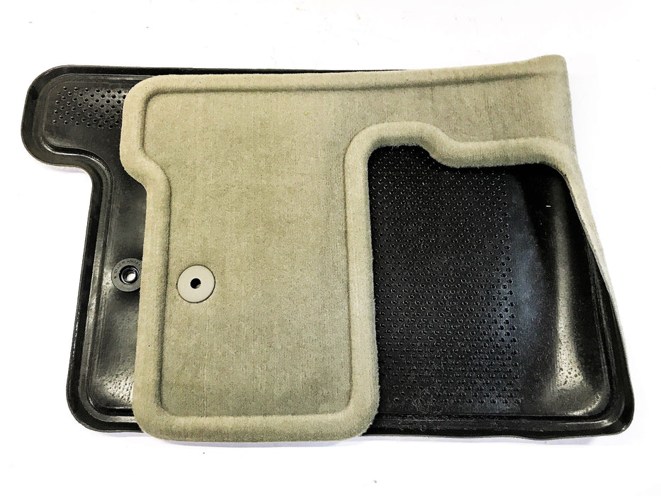 GM OEM Carpet Floor Mats Rear 25910560 NOS