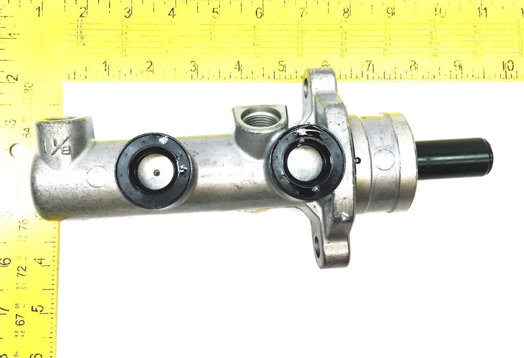 Federated Auto Parts Cardone Master Cylinder 10-2794 REMANUFACTURED