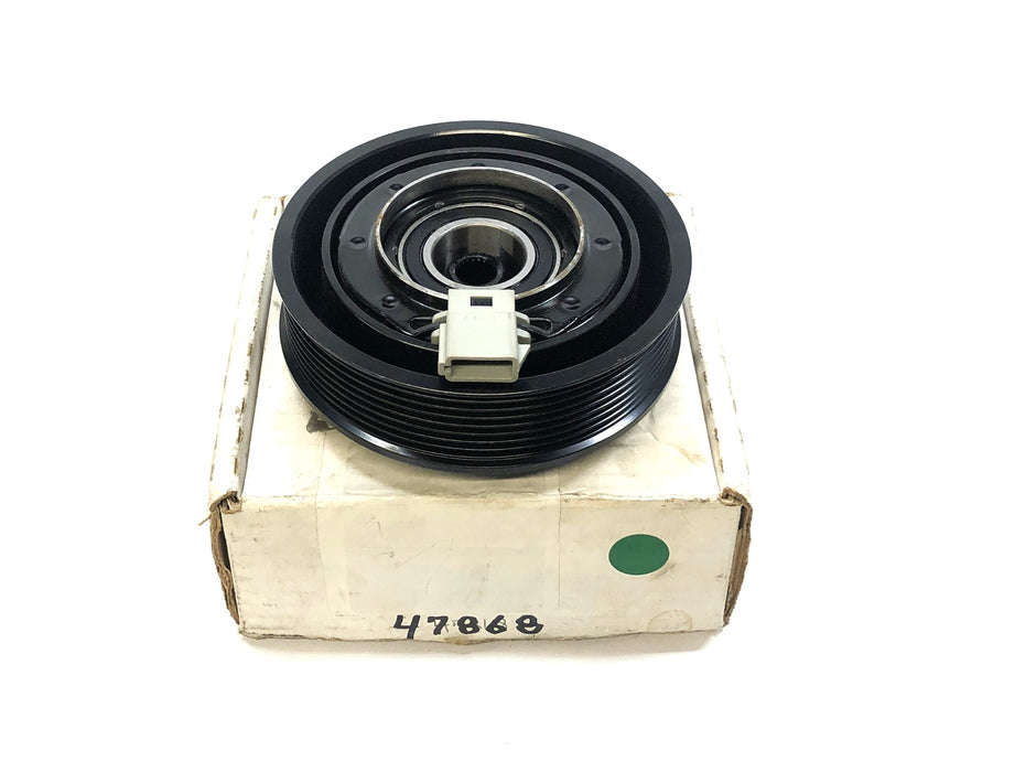 Four Seasons 8 Groove A/C Compressor Clutch Assembly 47868 NOS