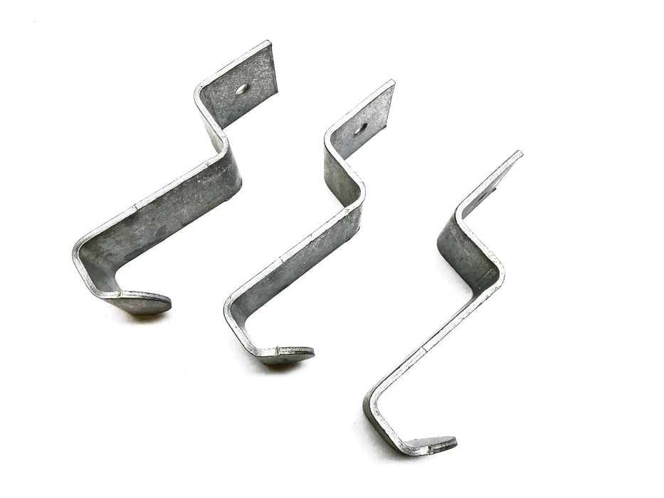 International/Navistar Clip OEM 415800001 [Lot of 3] NOS