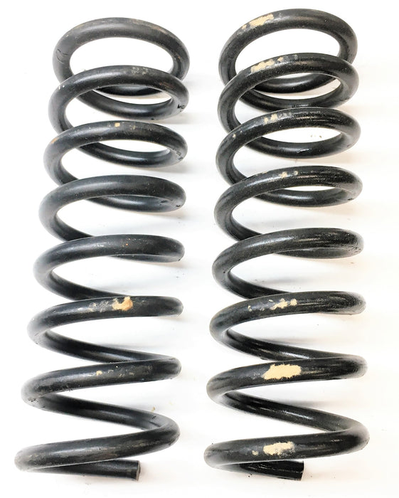 McQuay-Norris Suspension Coil Spring Set Black Pair FCS8556S NOS