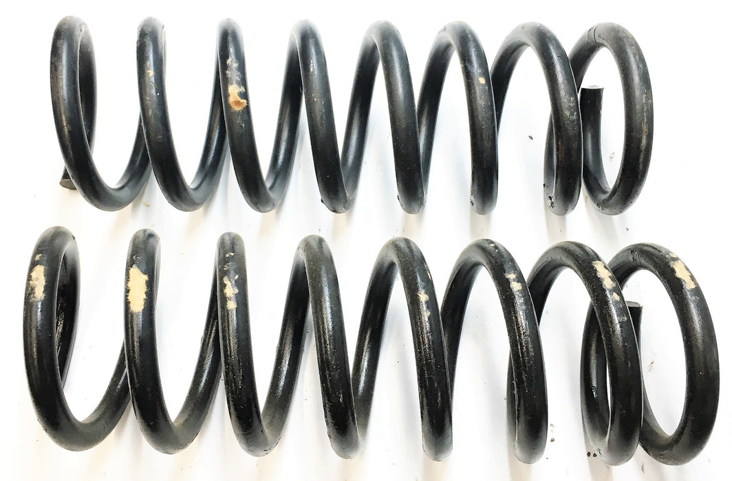 McQuay-Norris Suspension Coil Spring Set Black Pair FCS8556S NOS