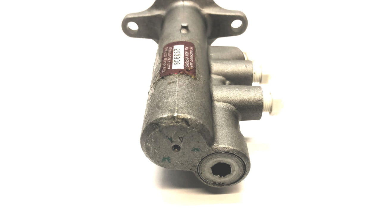 U.S. Tokico Nissan Master Cylinder 20-2060 (293908) REMANUFACTURED