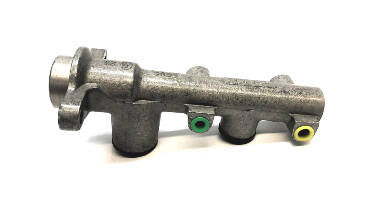 Bendix Brake Master Cylinder R12122 (10-2372) [Lot of 2] REMANUFACTURED