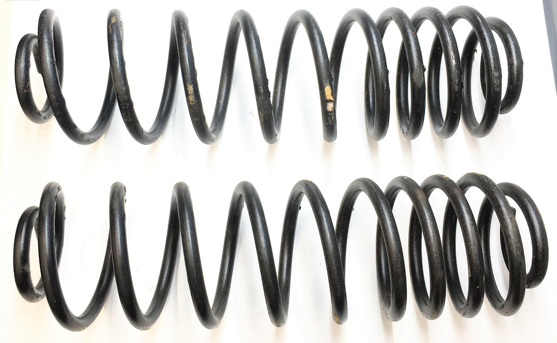 McQuay-Norris Suspension Coil Spring Set Black Pair RCS841V NOS
