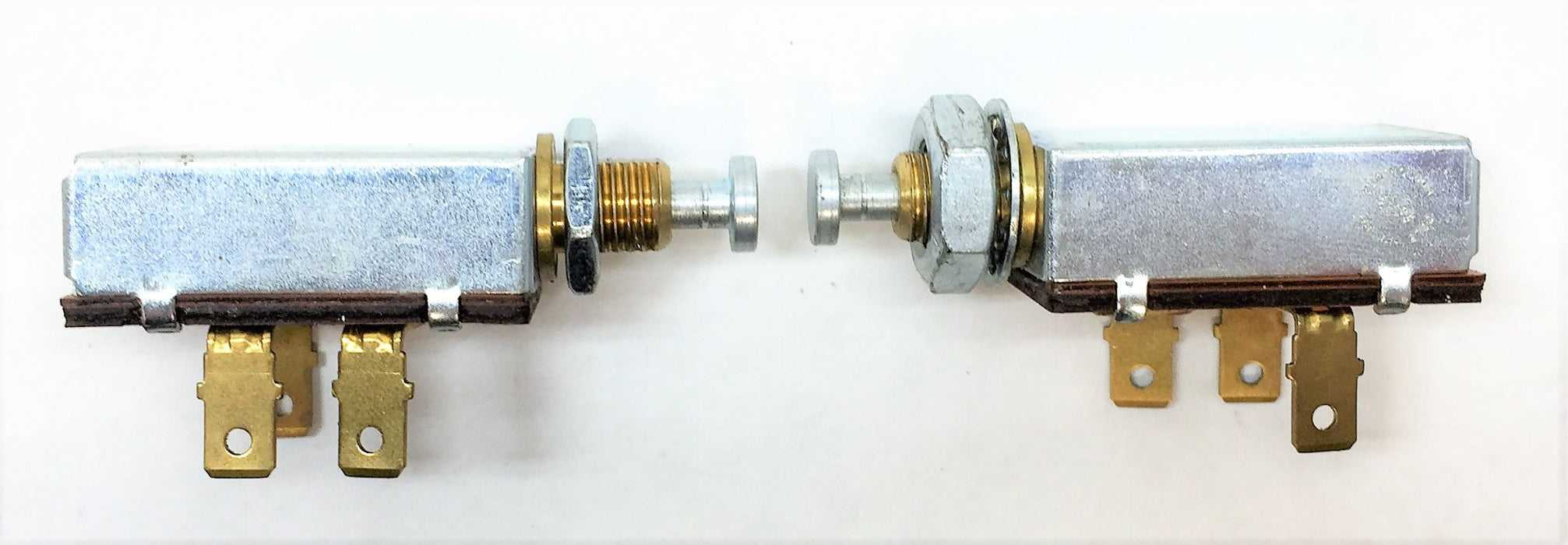 COLE HERSEE Momentary Switch 91801-01 [Lot of 2] NOS