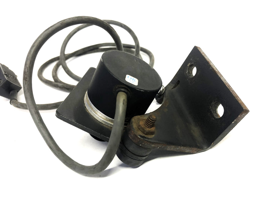 AJS Controls Inc Forklift Encoder Cat OEW-256-2MD5-338 USED