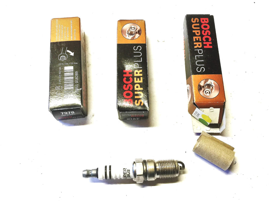 Bosch Super Plus Spark Plugs 7978 [Lot of 3] NOS