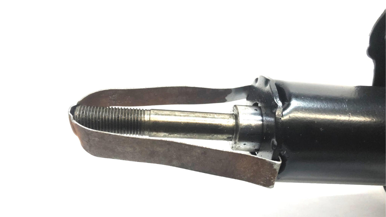 MacPherson Gas Charged Strut G67707 (940106) NOS