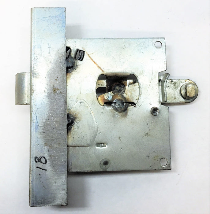 UNBRANDED Locking Assembly 70-06-018 NOS