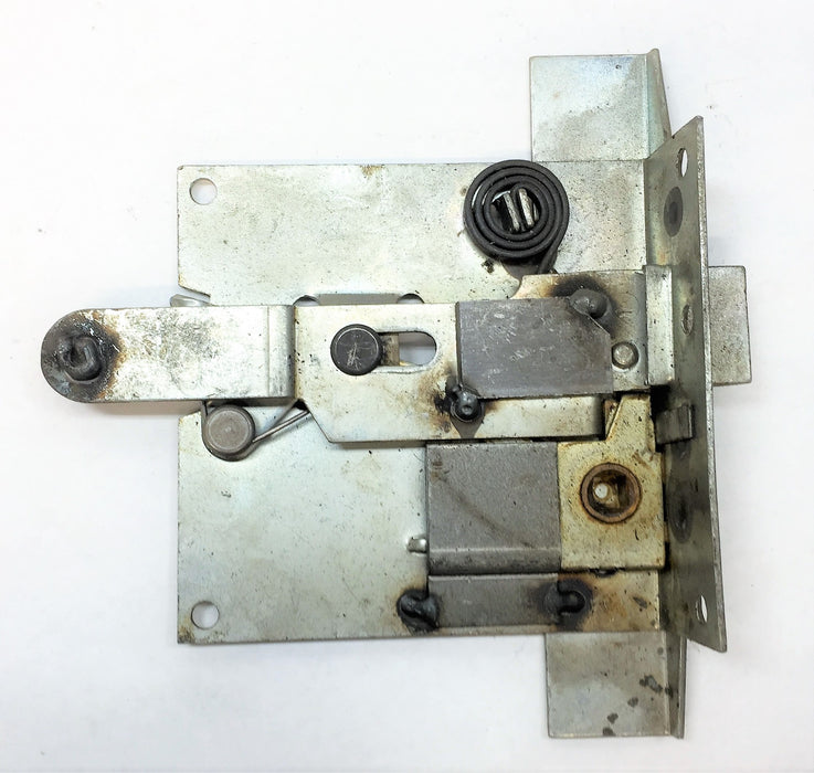 UNBRANDED Locking Assembly 70-06-018 NOS