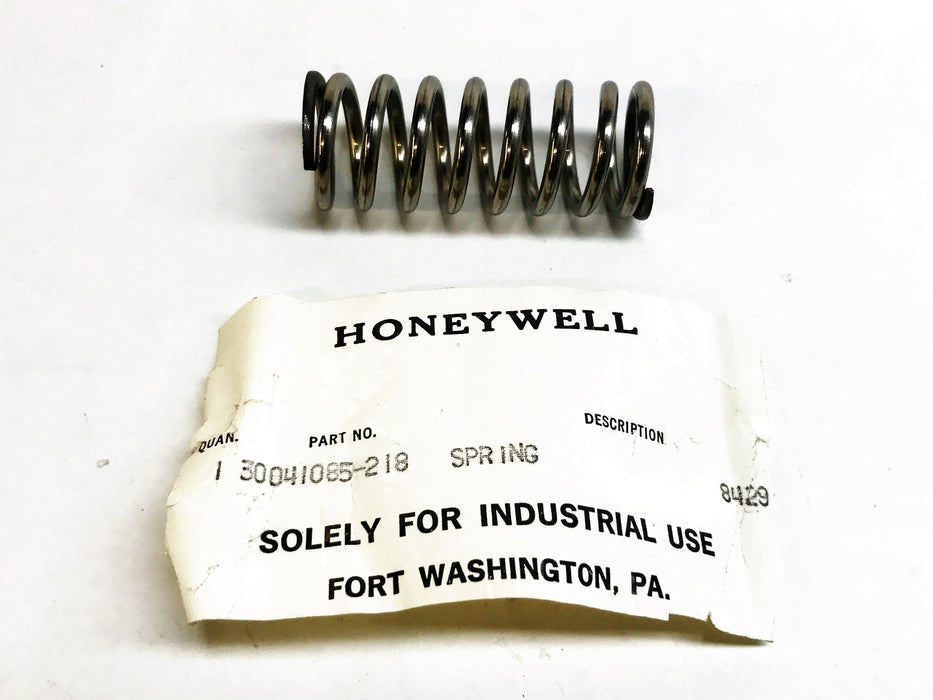 Honeywell Diverting Globe Valve Spring 30041085-218 NOS