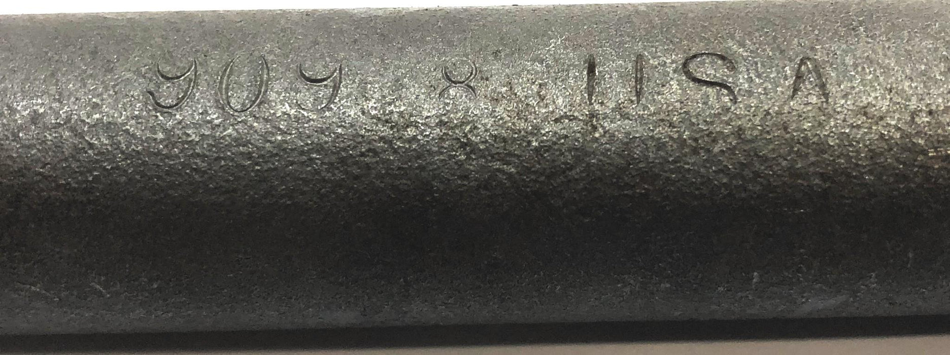 Unbranded Steering Center Link 909 (DS909) NOS