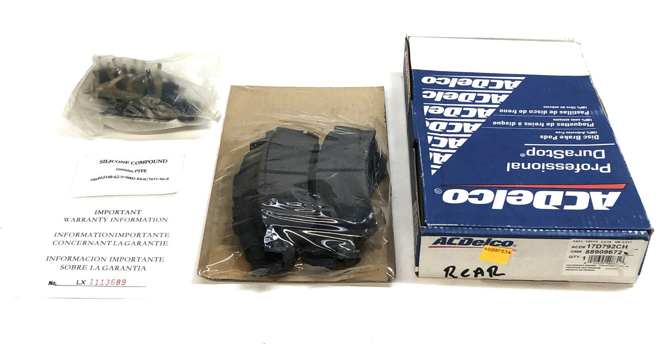 ACDelco Rear Disc Brake Pad Set 17D792CH (88909672) NOS