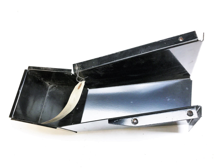 Mack R/H Lower Heater Duct X660-B10 NOS