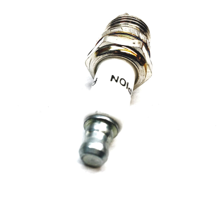 Champion Copper Plus Spark Plug 872 (RDJ7Y) [Lot of 3] NOS
