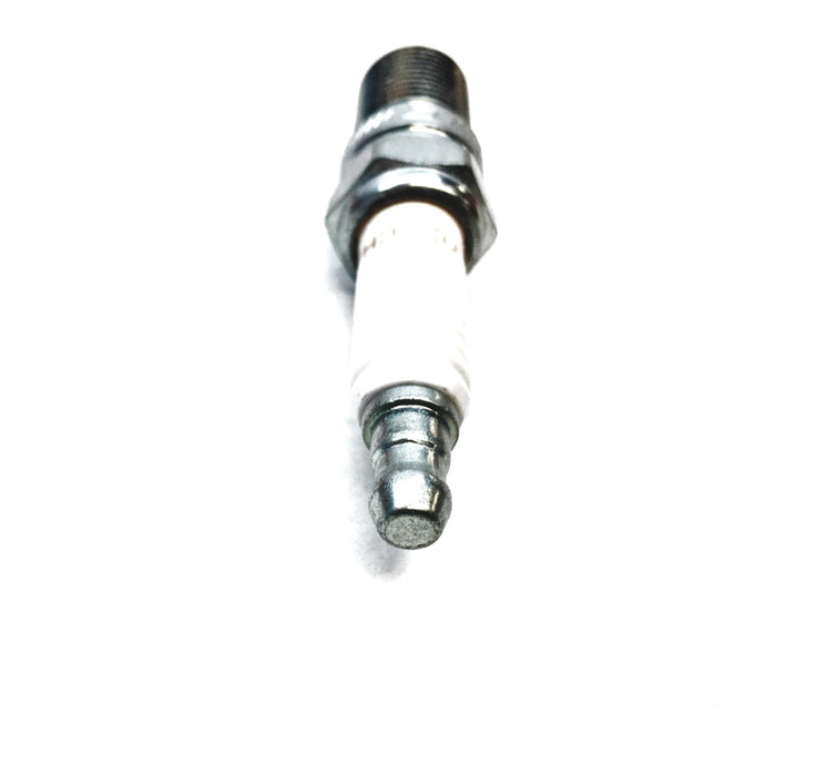 Champion Copper Plus Spark Plug 304 (RS9YC) [Lot of 10] NOS