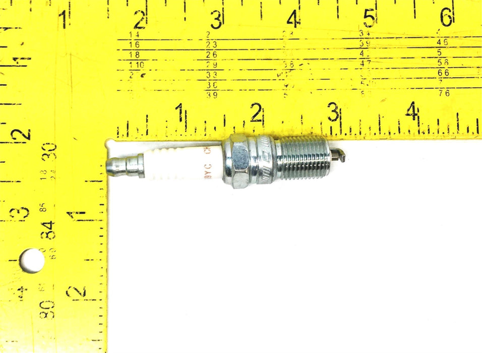Champion Copper Plus Spark Plug 304 (RS9YC) [Lot of 10] NOS