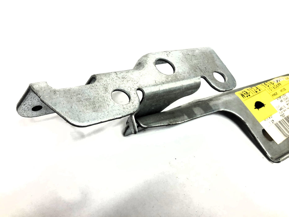 General Motors Passenger Side Hood Hinge 15160699 NOS