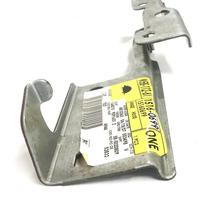 General Motors Passenger Side Hood Hinge 15160699 NOS