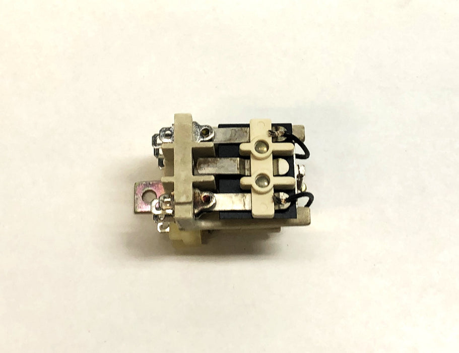 Essex / Steveco Type 93 10 Amp Two Pole Double Throw Relay 90-265 [Lot of 2] NOS