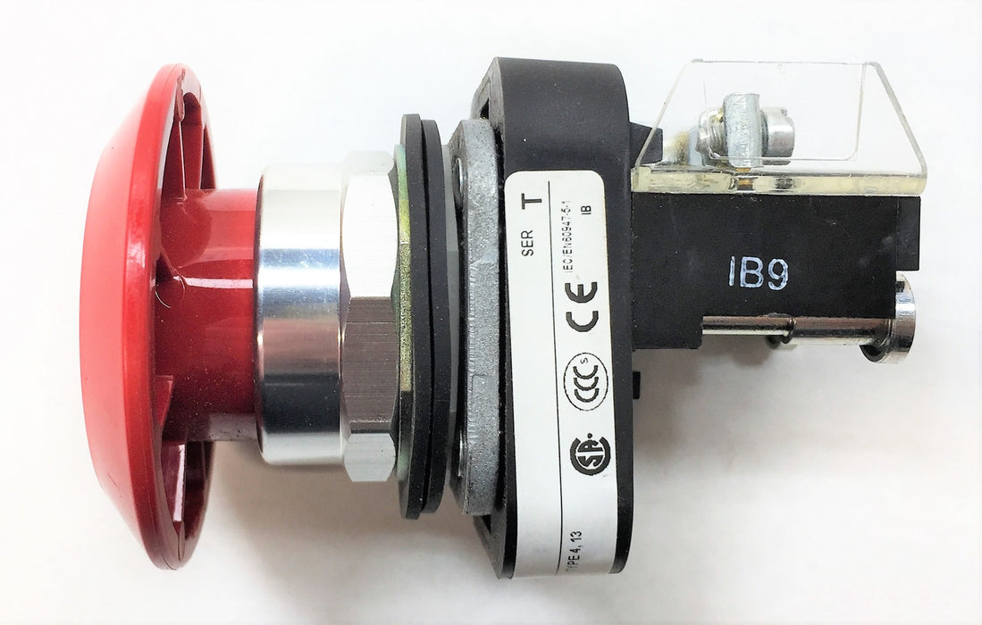 ALLEN-BRADLEY Red Jumbo Push/Pull Button (2-Position) 800T-FXJ6D4 USED