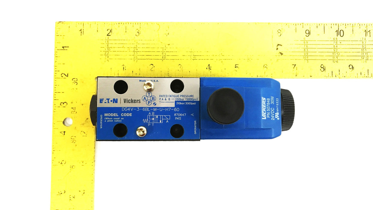 Eaton Vickers Directional Control Valve DG4V-3-6BL-M-U-H7-60 NOS