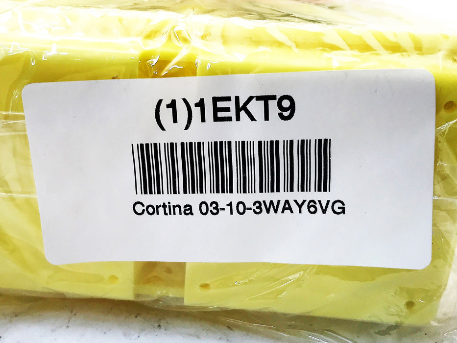 Cortina Incandescent, 6V Barricade Light 1EKT9 NOS