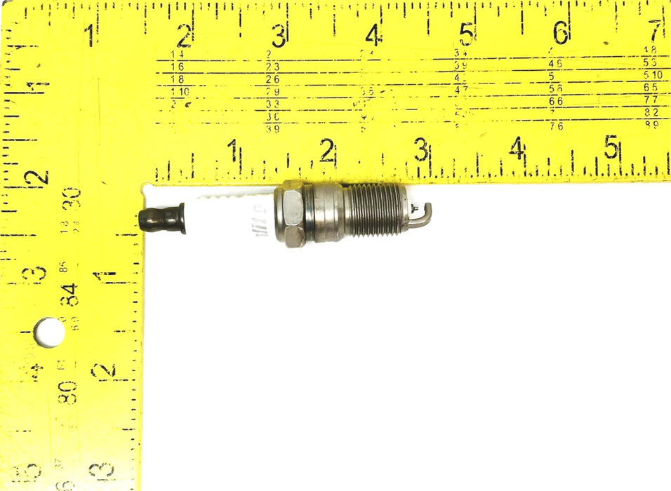 Autolite Double Platinum Finewire Spark Plug APP605 [Lot of 5] NOS