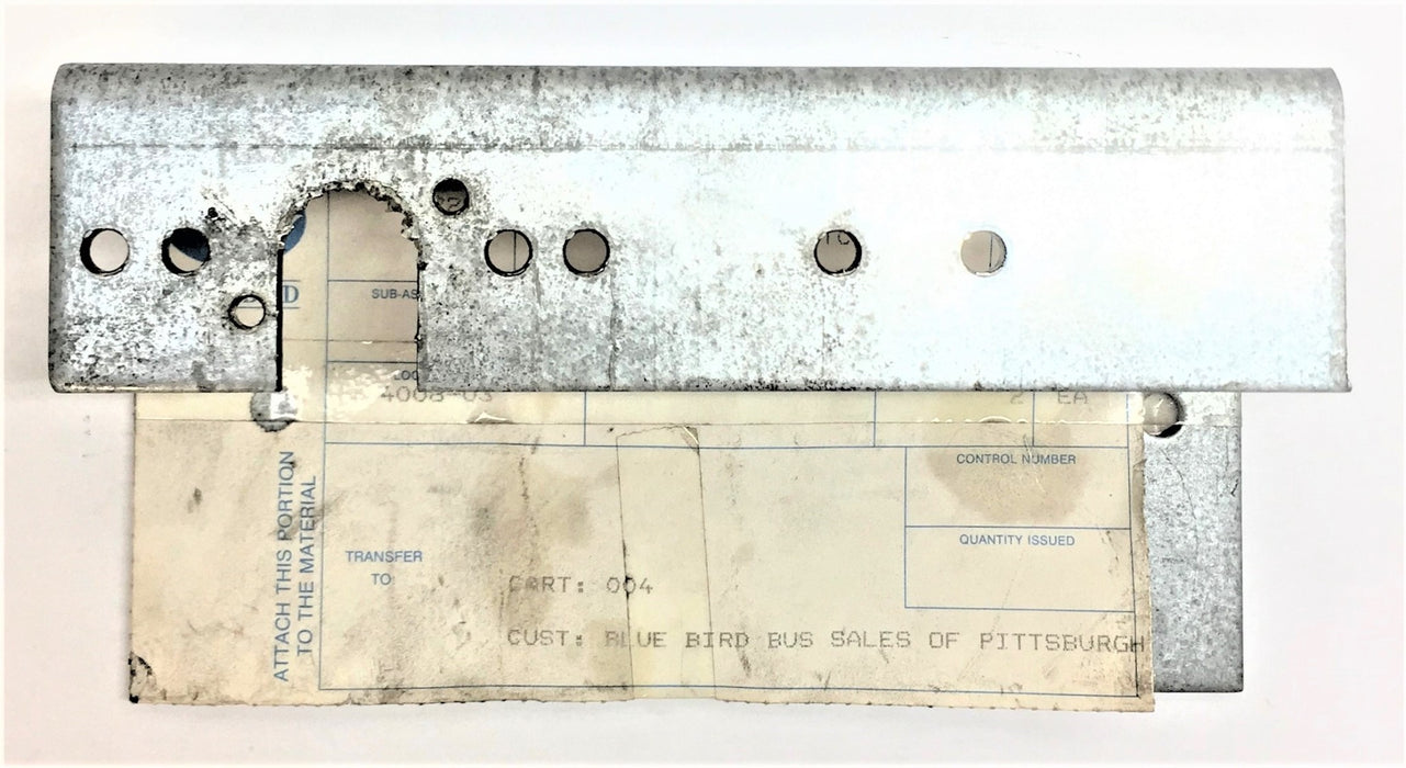 BLUE BIRD Windshield Wiper Motor Bracket 01322288 USED