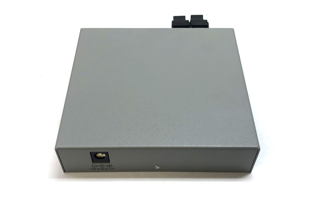Allied Telesyn Auto-Negotiation Media Converter AT-MC116XL (990-01749-10) NOS
