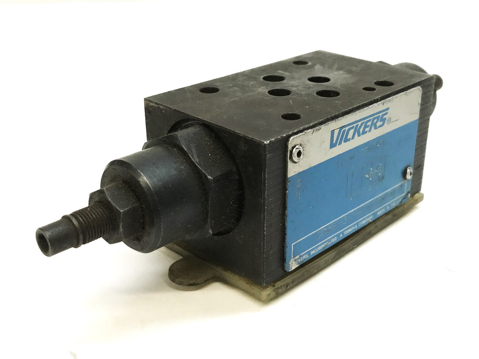 Vickers Flow Control Valve DGMFN-3-Y-A1W-B1W-41 USED
