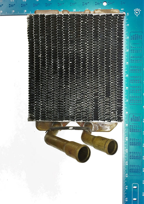 Group 10 Heater Core 892345 (FM9002) NOS