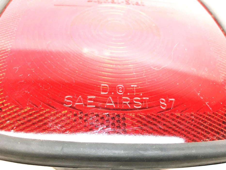 Signal-Stat GM Tail Lamp Assembly 15148690 NOS