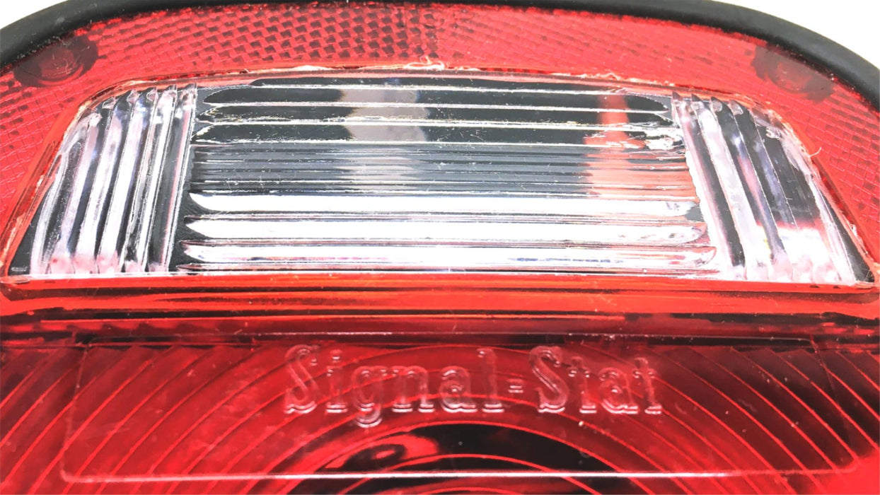 Signal-Stat GM Tail Lamp Assembly 15148690 NOS