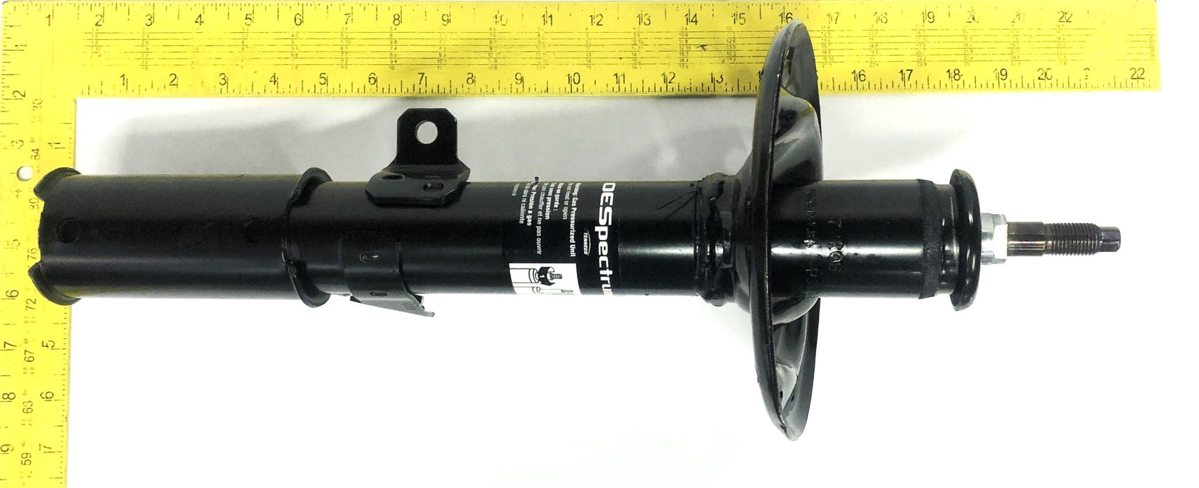 Monroe OESpectrum Rear Left Suspension Strut Assembly 72208 NOS