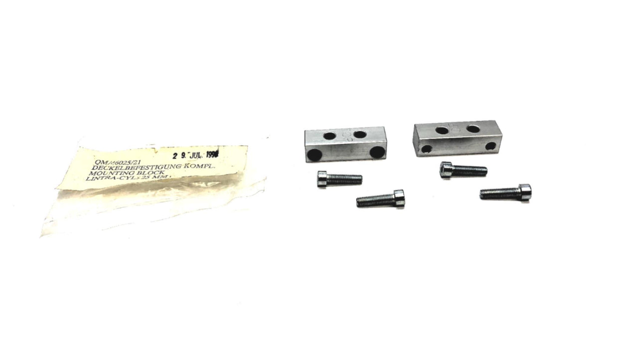 Deckelbefestigung Cylinder Foot Mounting Block QM/46025/21 NOS