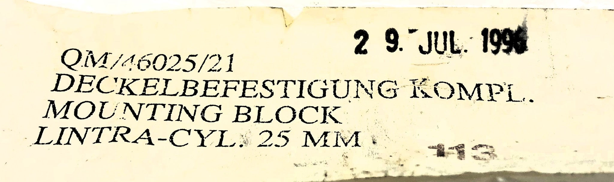 Deckelbefestigung Cylinder Foot Mounting Block QM/46025/21 NOS