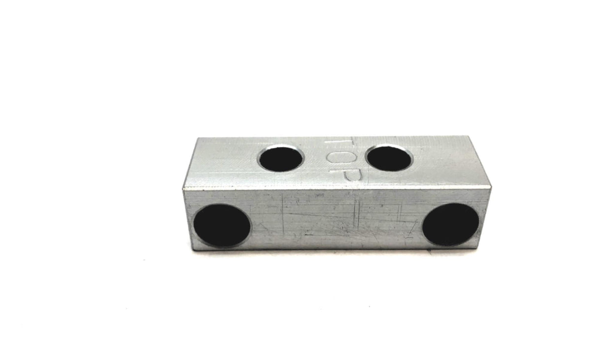 Deckelbefestigung Cylinder Foot Mounting Block QM/46025/21 NOS