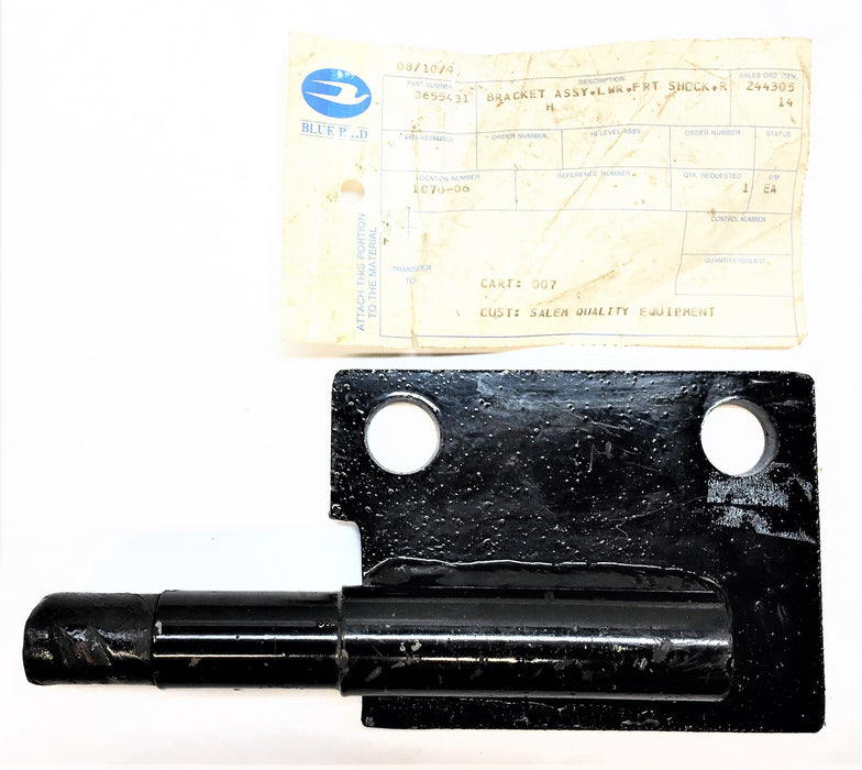 BLUEBIRD BUS Front Shock Assembly Bracket 0655431 NOS