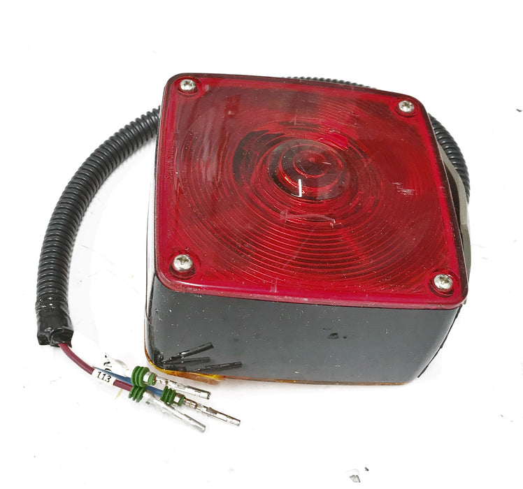 Volvo/Truck-Lite Stop/Tail/Turn Assembly 3969636 NOS