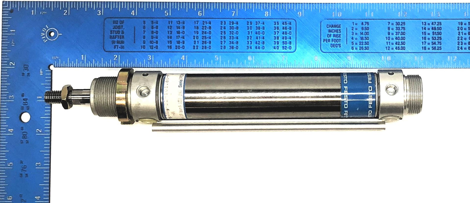 Festo 10 Bar / 150 PSI Pneumatic Cylinder DSW-32-101.60-P-A NOS