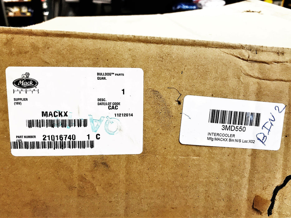 Mack OEM Intercooler 21016740-3MD-550 NOS