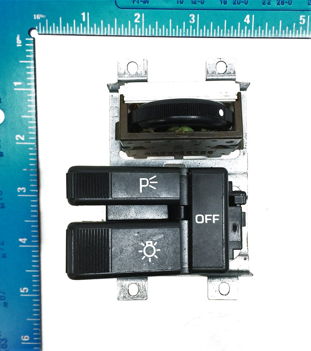 General Motors/GM Headlight Switch Assembly w/o Bezel 15561025 NOS