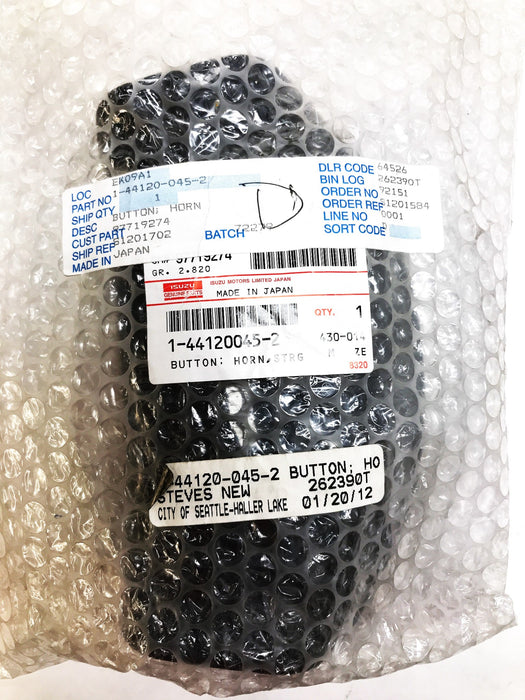 ISUZU OEM Horn Cap 1-14420-045-2 NOS