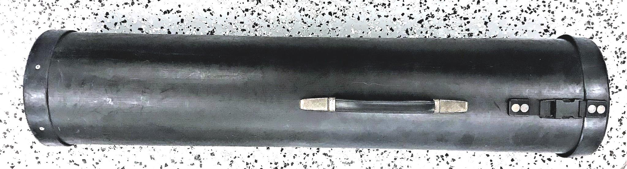 SACHTLER-MUNCHEN FLUID HEAD TRIPOD AND PLASTIC TRAVEL TUBE VIDEO10 USED