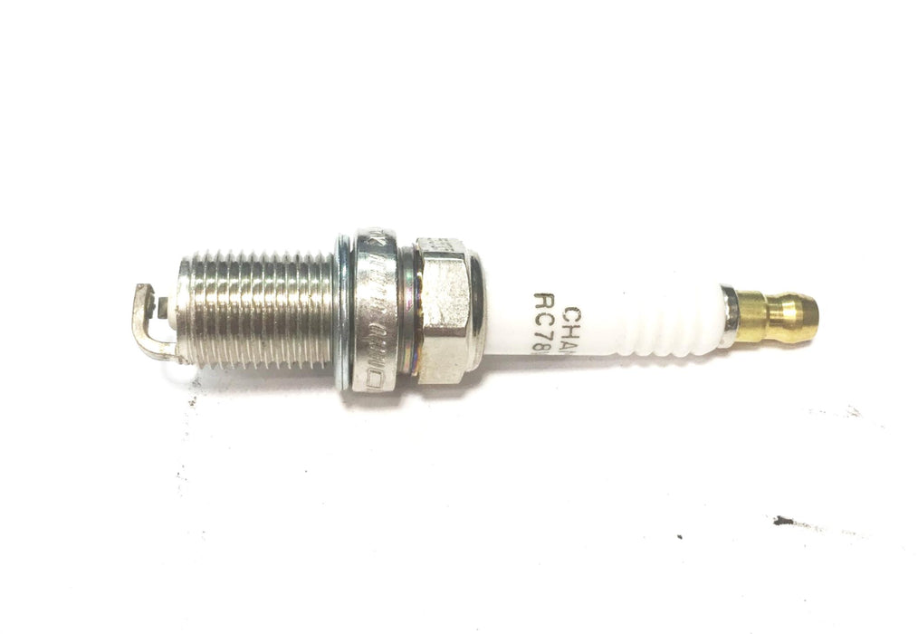 Champion Iridium Industrial Spark Plug 1221 (RC78WWYP15) NOS