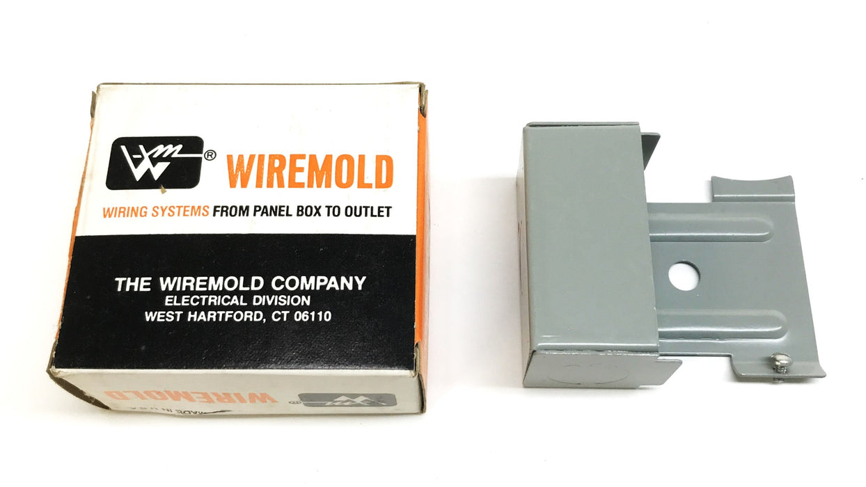 Wiremold Gray Entrance End Fitting G-3010AE [Lot of 7] NOS