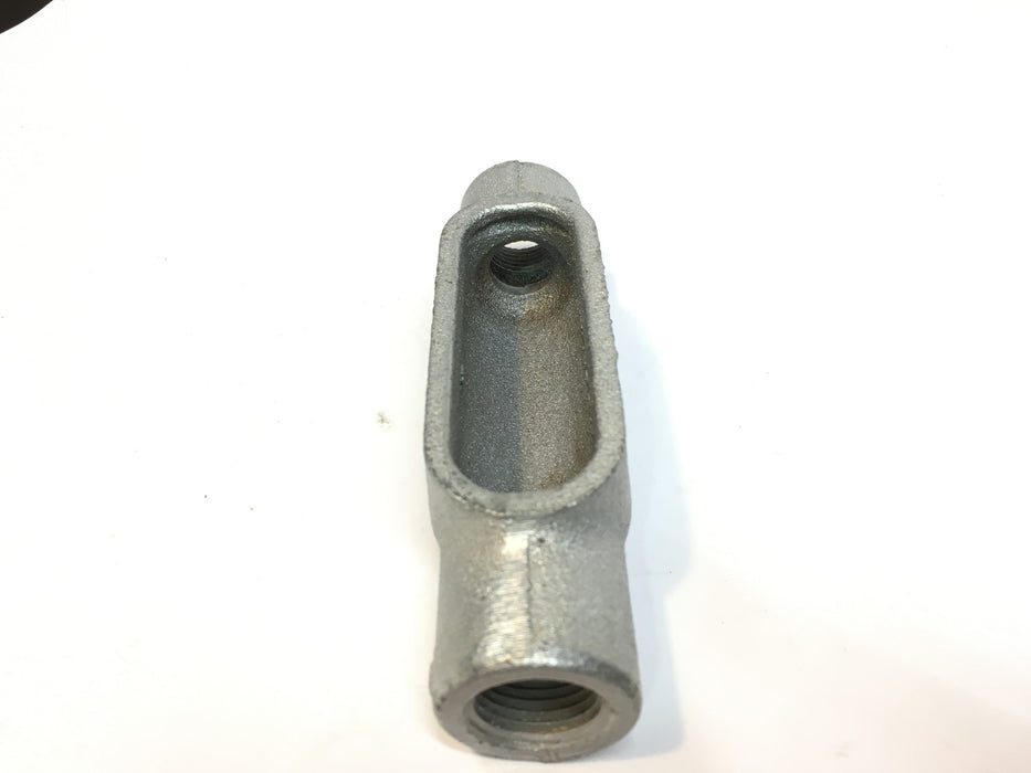 CROUSE-HINDS C17 Iron Type C Form 7 Threaded Conduit Body, 1/2 Inch NOS